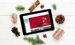 Weihnachtskarte auf Tablet selbst gestalten